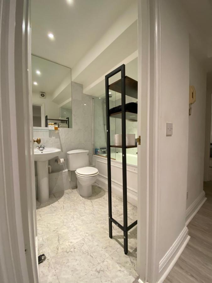 Chelsea Victorian Gem Apartment ลอนดอน ภายนอก รูปภาพ